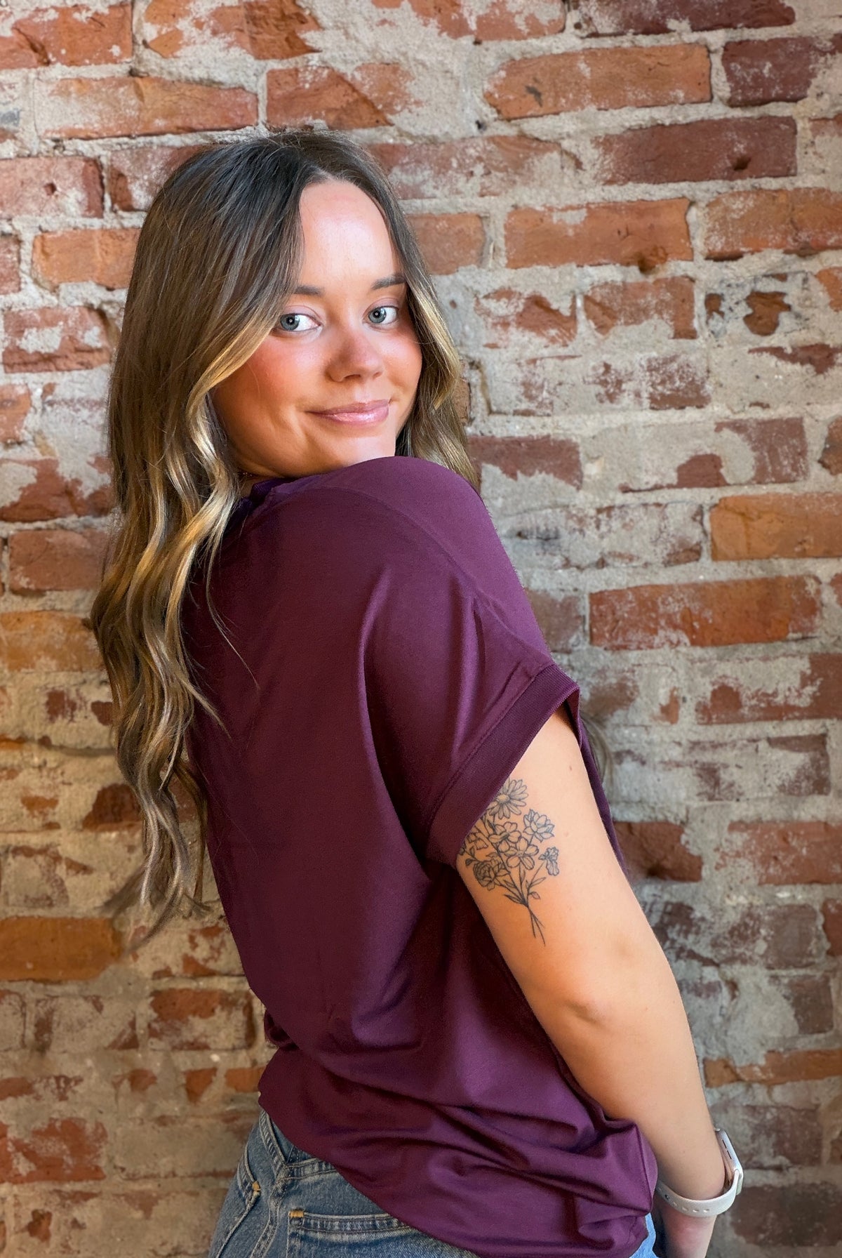 KamJam Elastic Hem Tee-top-be young-The Funky Zebra Ames, Women's Fashion Boutique in Ames, Iowa