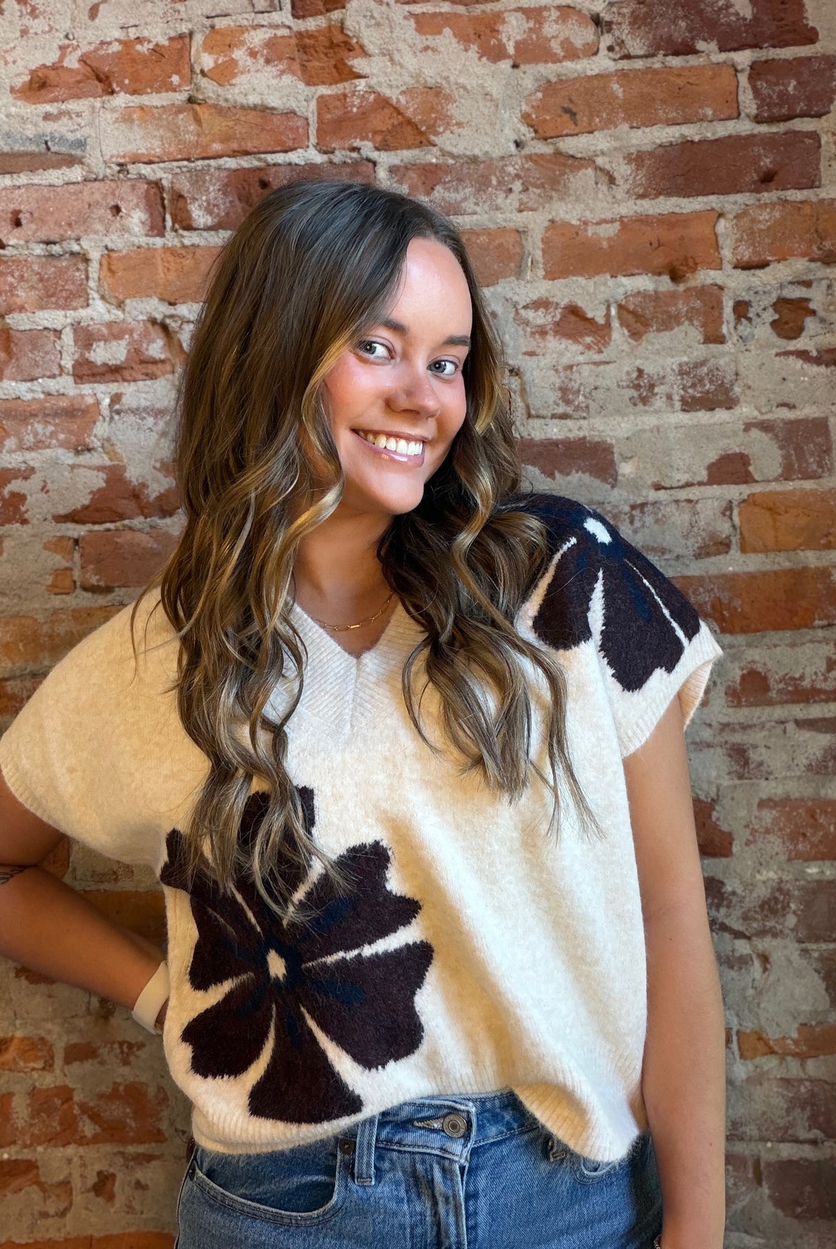 Maggie Floral Vest-Vests-be young-The Funky Zebra Ames, Women's Fashion Boutique in Ames, Iowa