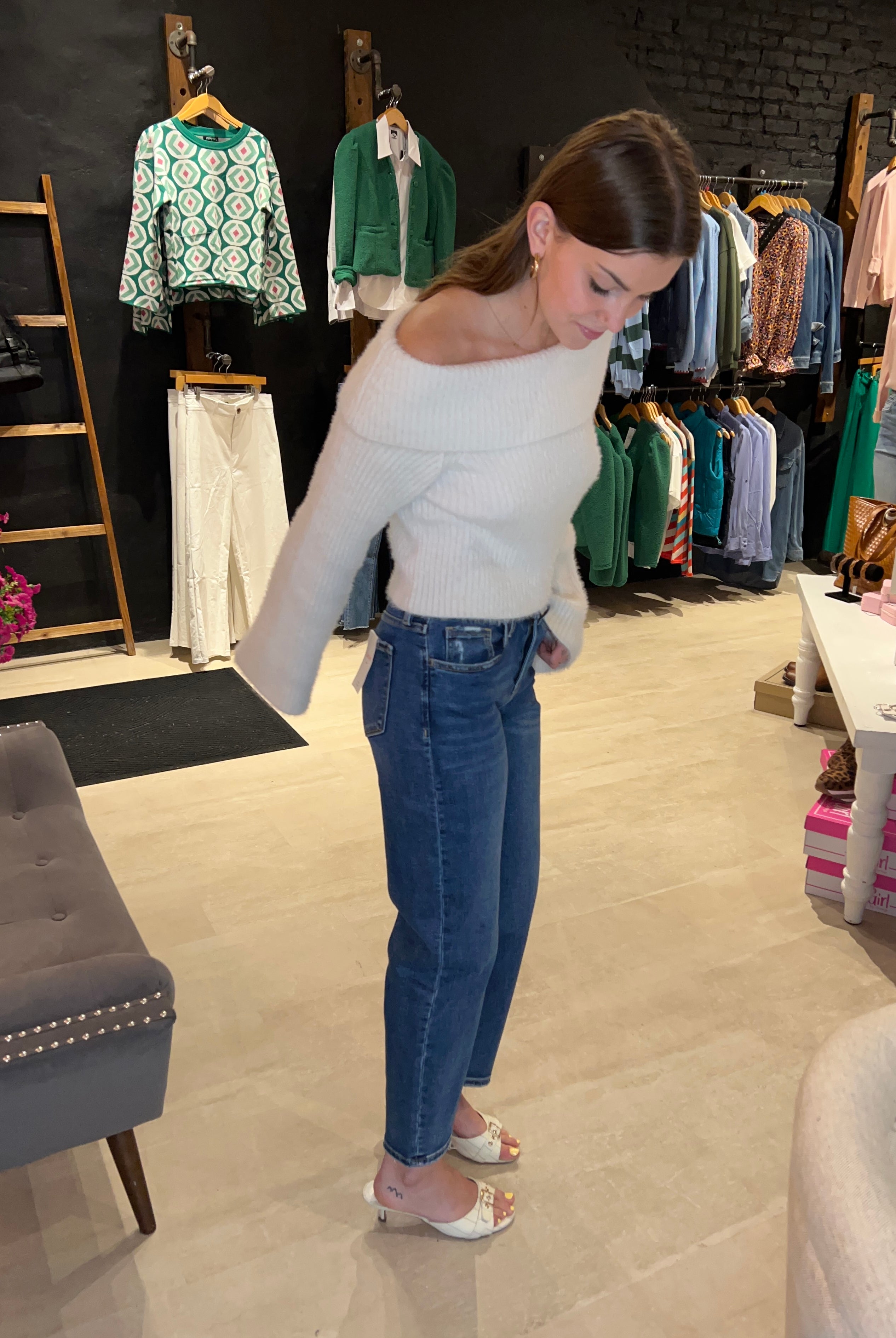 Resi Barrel Jeans-Jeans-Veveret-The Funky Zebra Ames, Women's Fashion Boutique in Ames, Iowa