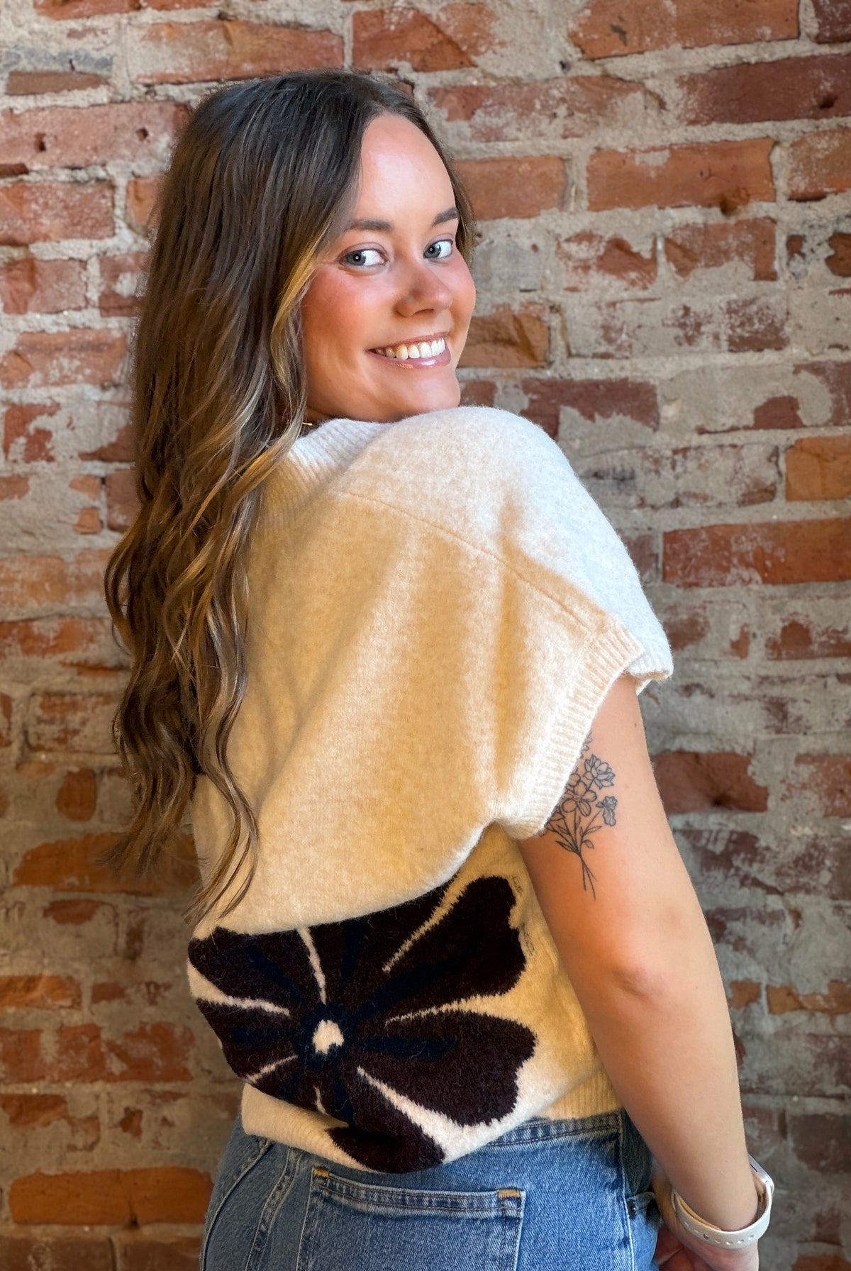 Maggie Floral Vest-Vests-be young-The Funky Zebra Ames, Women's Fashion Boutique in Ames, Iowa