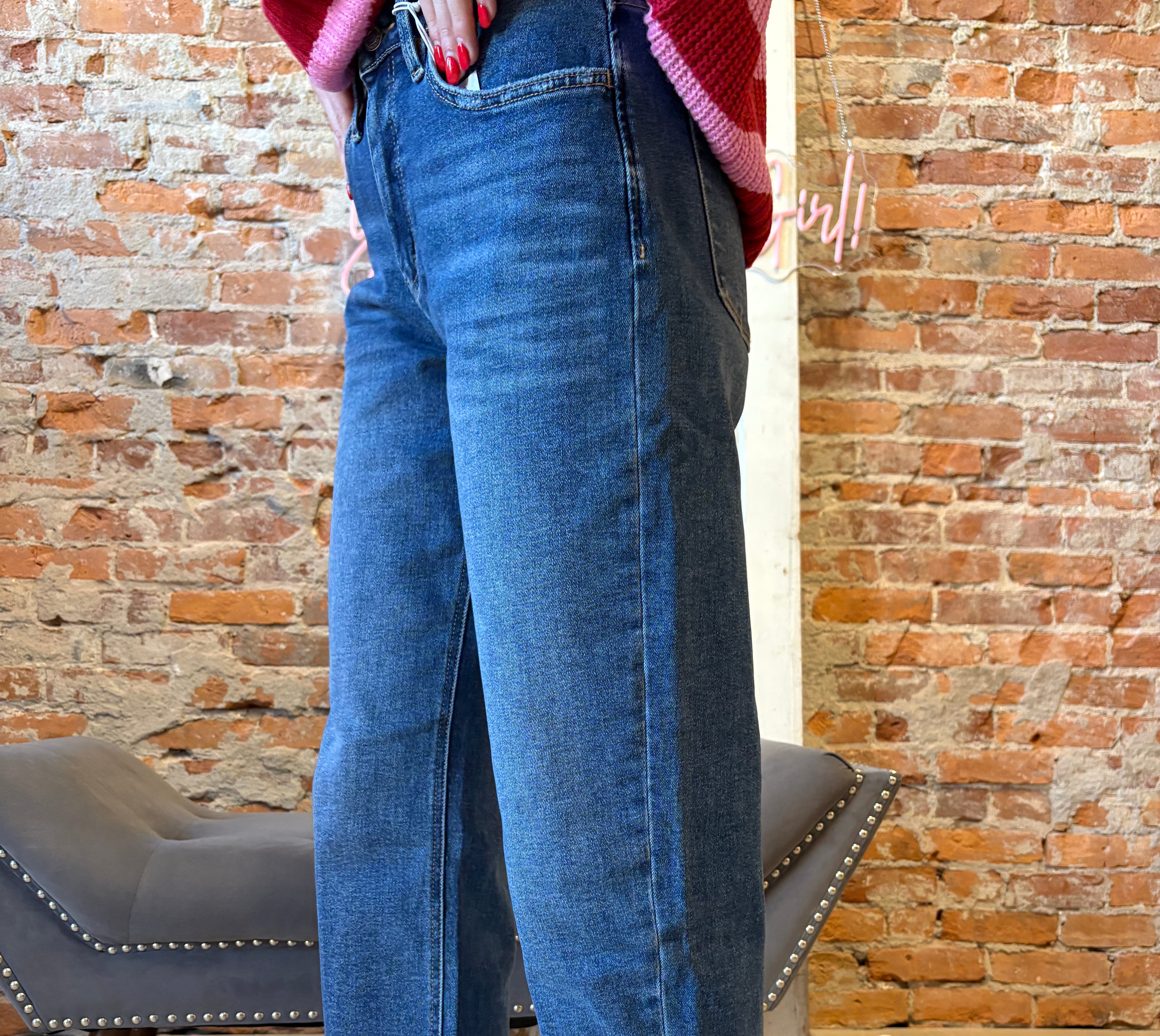 Resi Barrel Jeans-Jeans-Veveret-The Funky Zebra Ames, Women's Fashion Boutique in Ames, Iowa