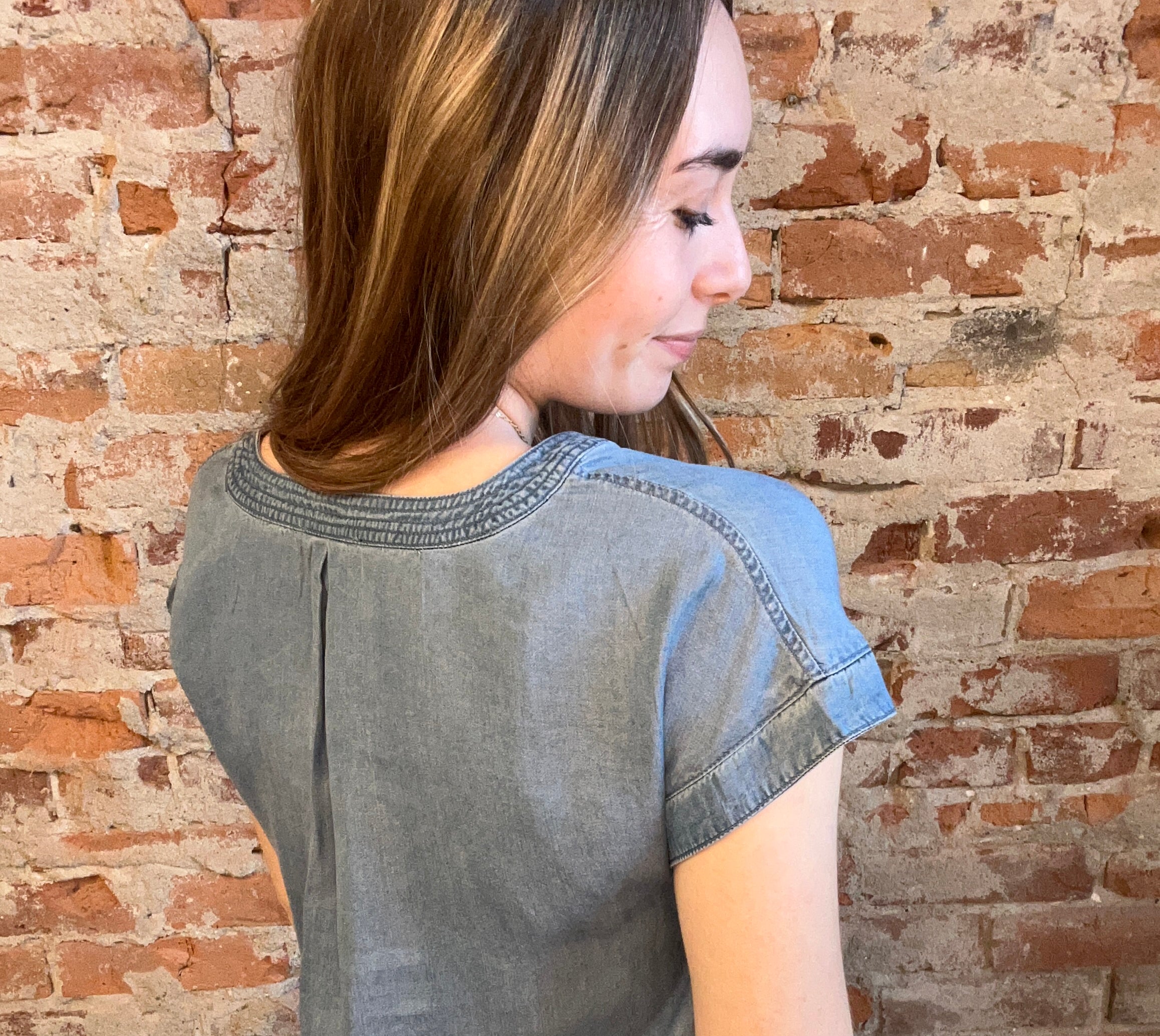 Gabrielle Top-Short Sleeves-Blu Pepper-The Funky Zebra Ames, Women's Fashion Boutique in Ames, Iowa