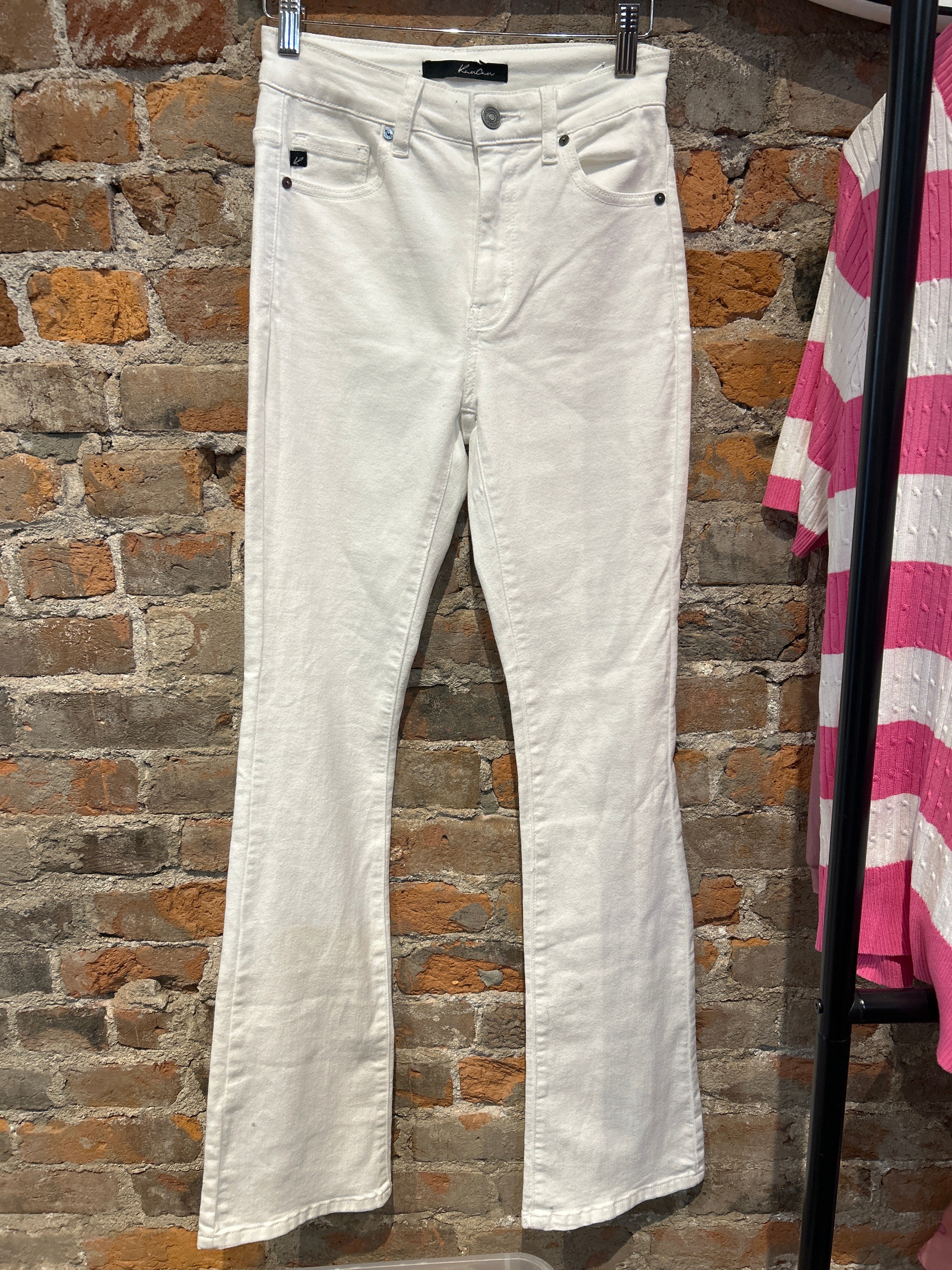 MVB White Jeans-Nellie & Dani Style House-The Funky Zebra Ames, Women's Fashion Boutique in Ames, Iowa